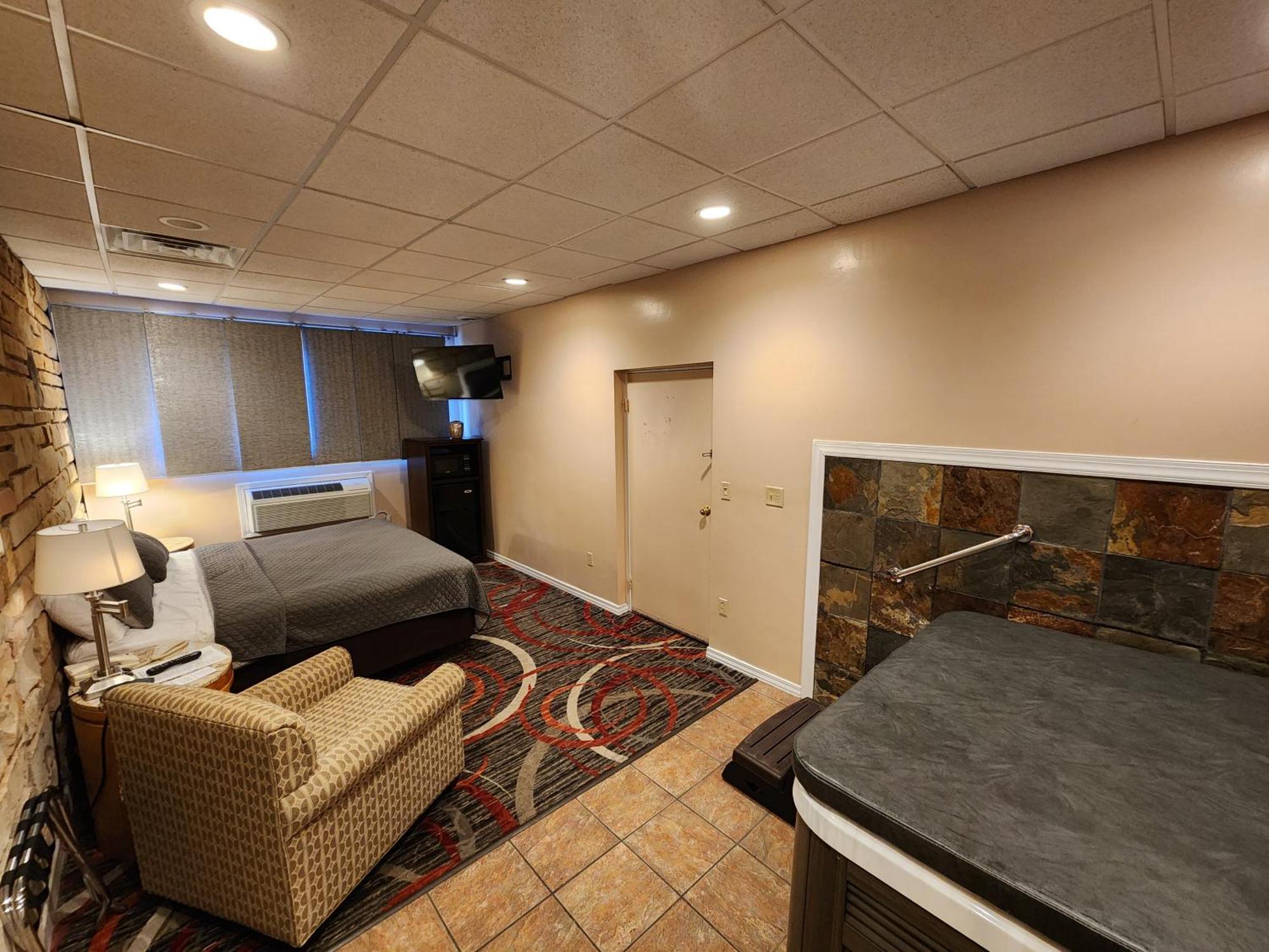 Jefferson Hills Motel Clairton Room photo