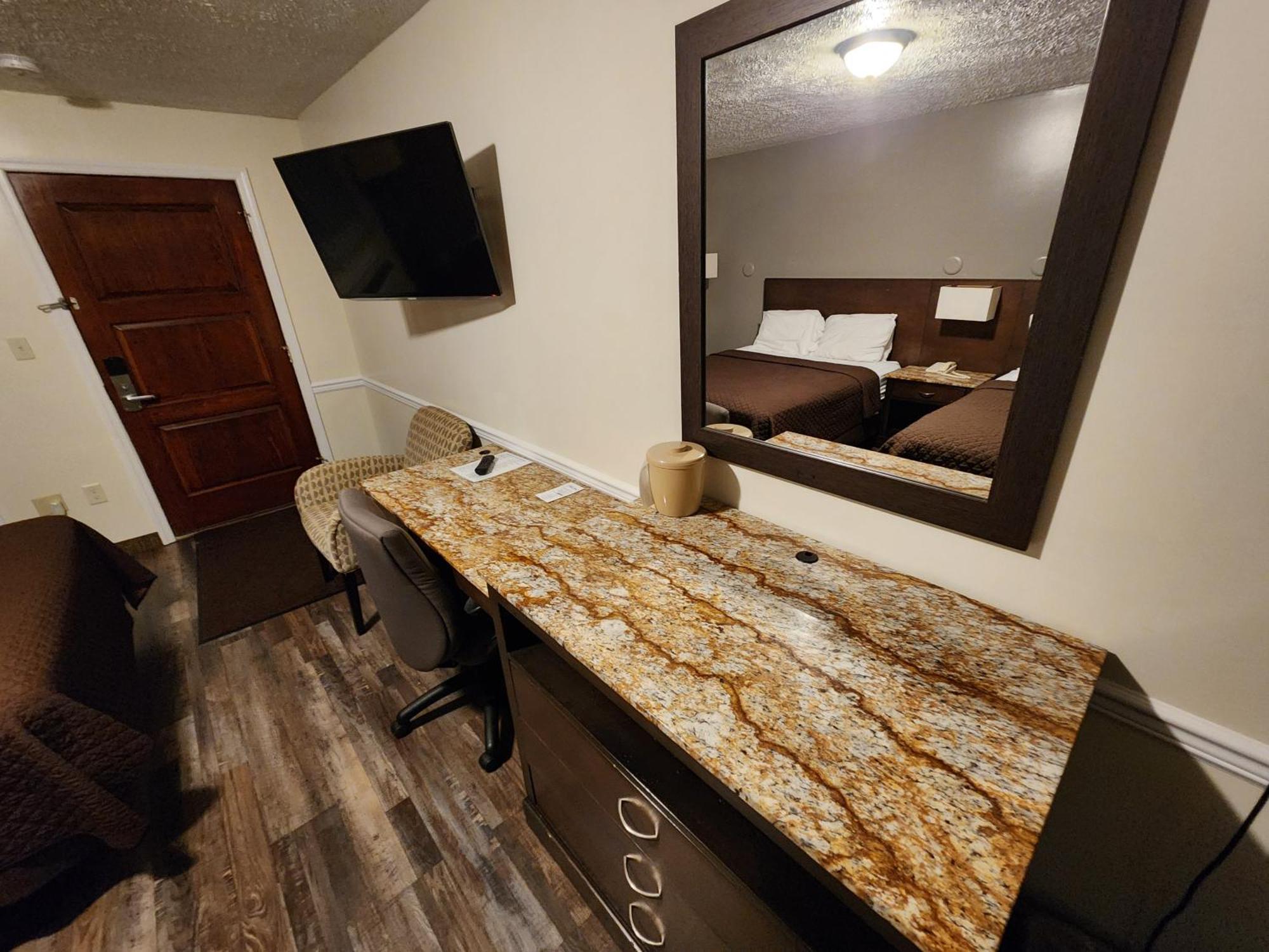 Jefferson Hills Motel Clairton Room photo
